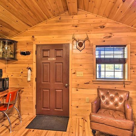 Rural Cabin Hideaway With Fire Pit And Mtn Views! Parsons 외부 사진